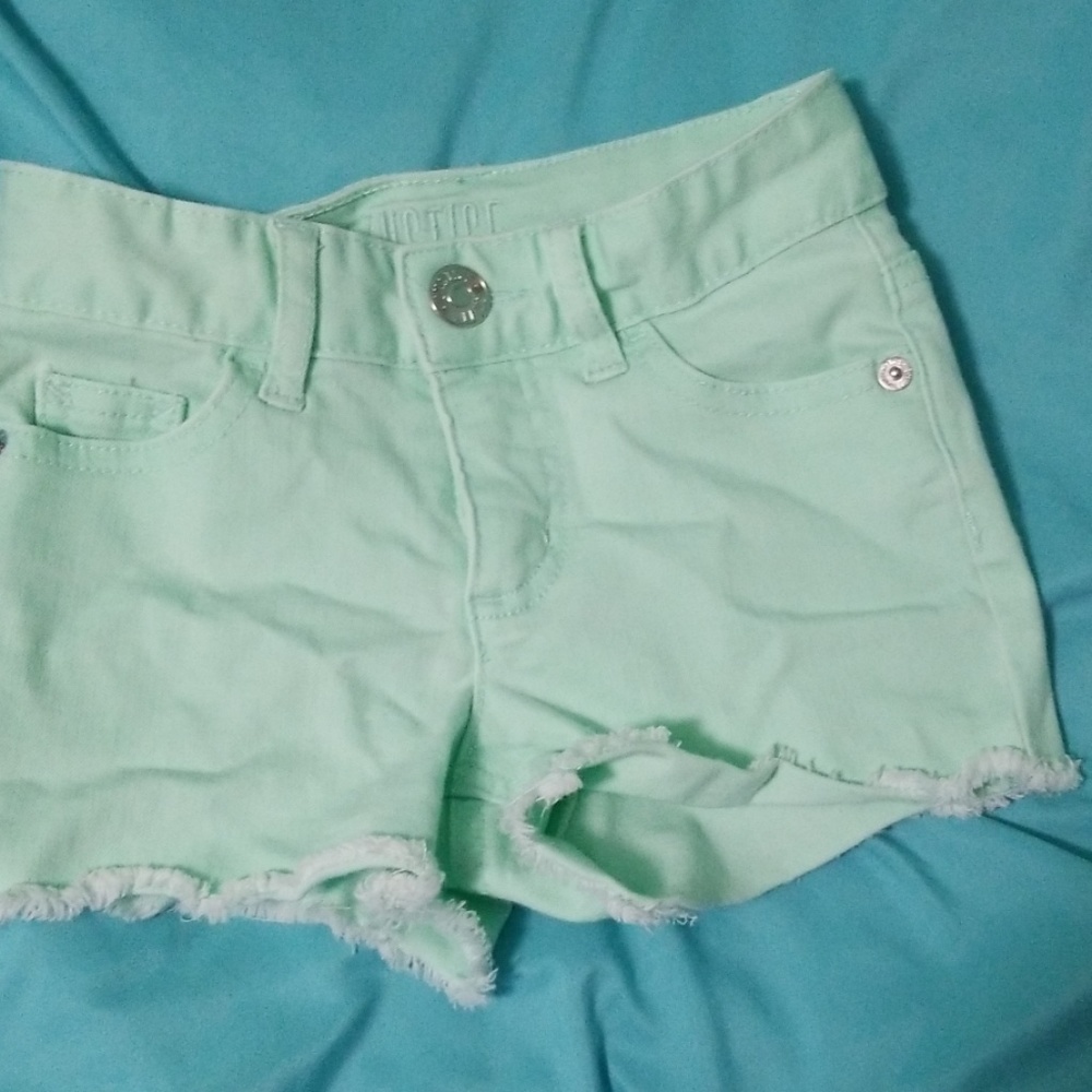 Girls shorts